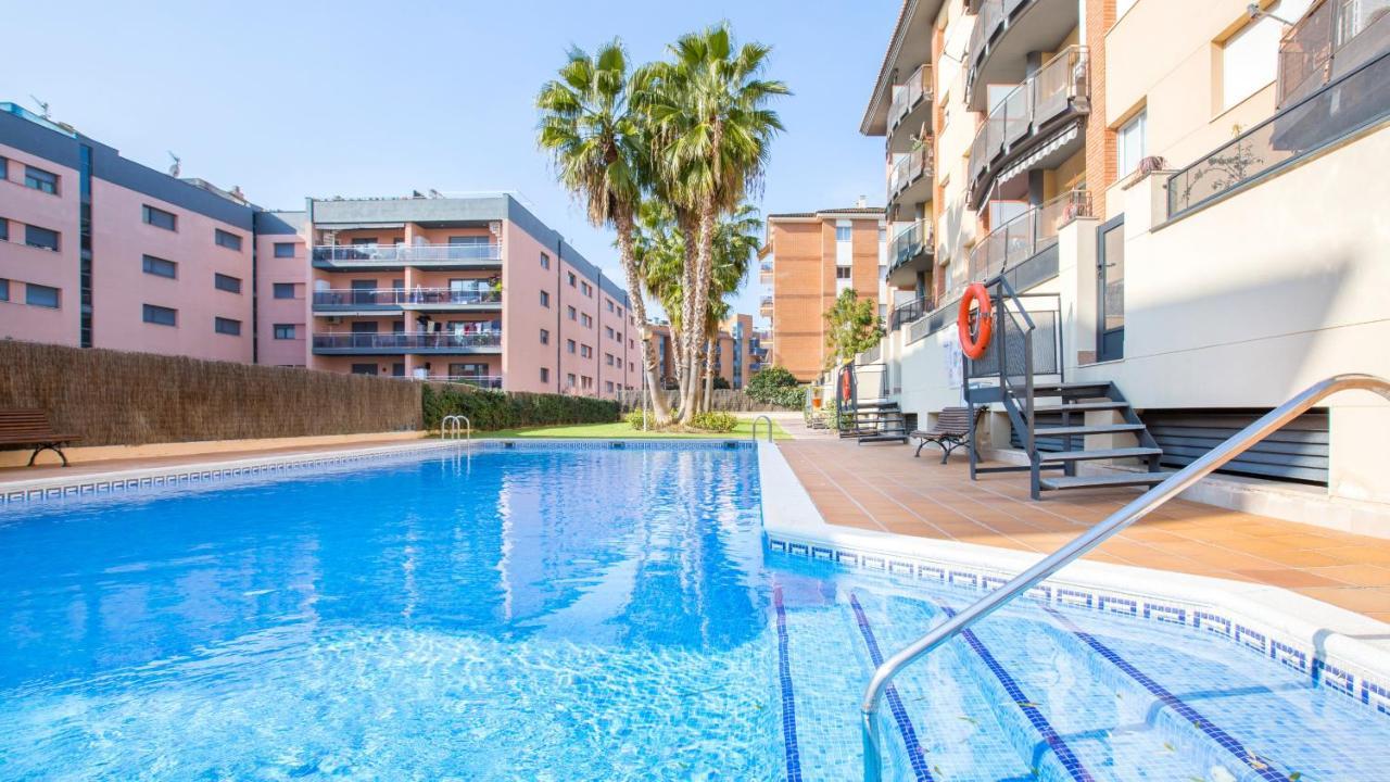 2P-53 - Lloret De Mar Bagian luar foto